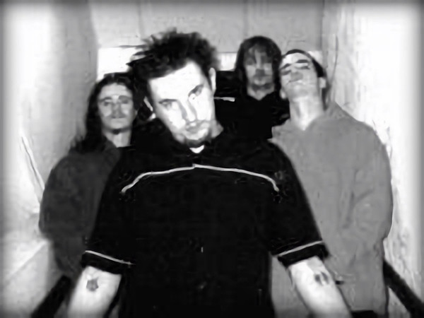 4 Head Scream band photo